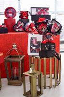 A26994 SCATOLA REGALO C/FIORI NERA/ROSSA 10X14X42