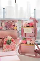 A26995 SCATOLA REGALO C/FIORI ROSA 19X20